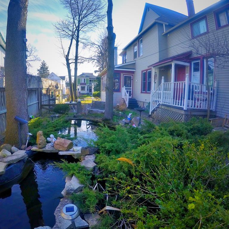 Blue Gables Bed&Breakfast Niagara Falls Extérieur photo