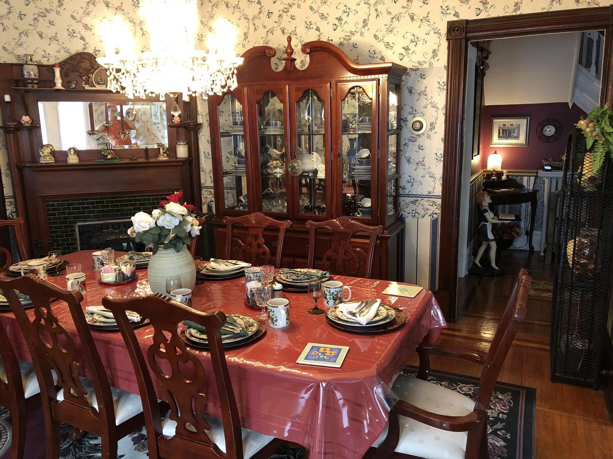 Blue Gables Bed&Breakfast Niagara Falls Extérieur photo
