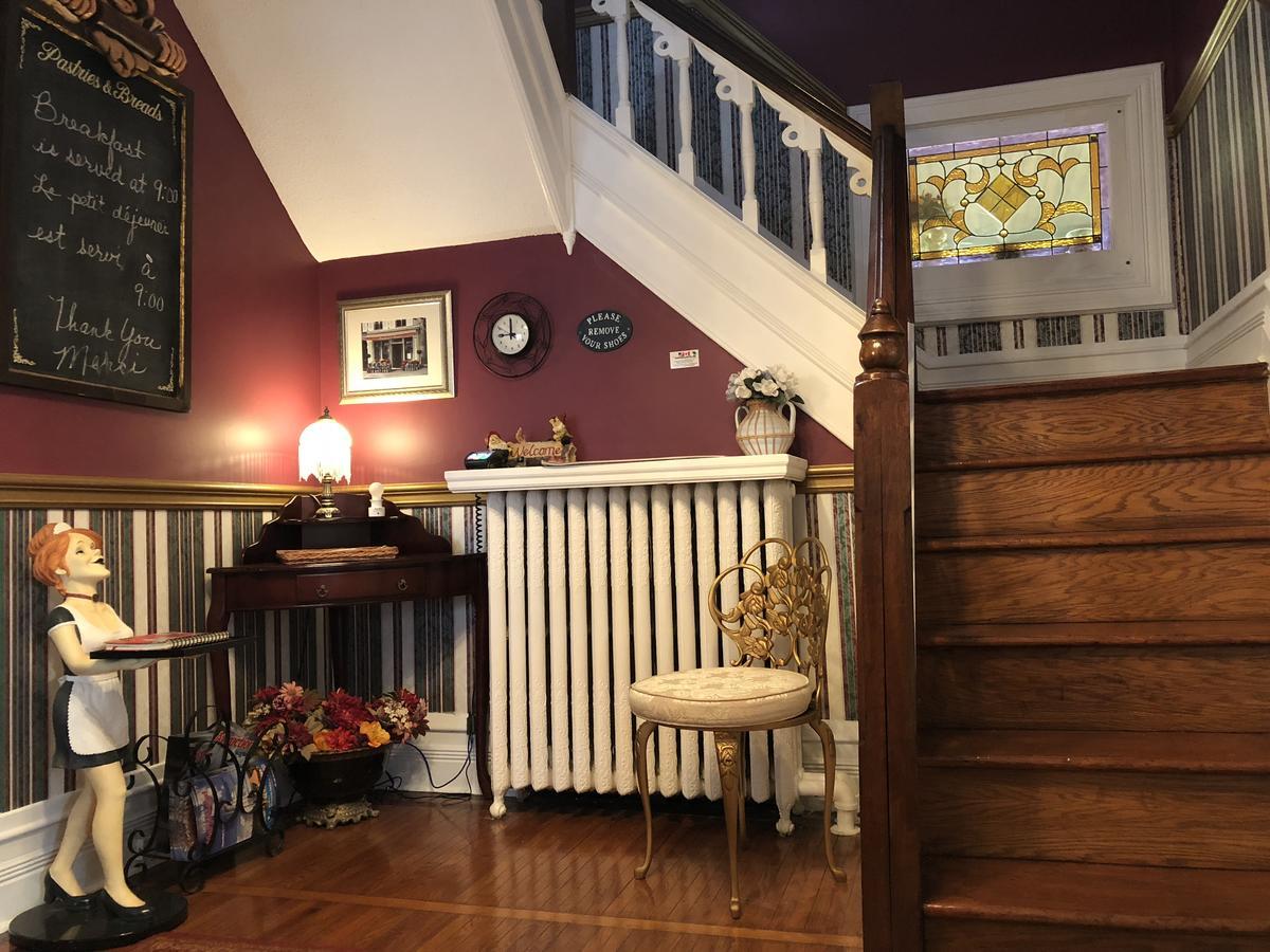 Blue Gables Bed&Breakfast Niagara Falls Extérieur photo