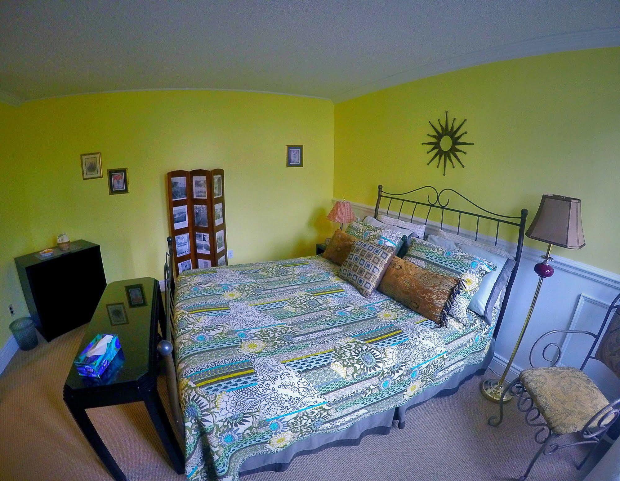 Blue Gables Bed&Breakfast Niagara Falls Extérieur photo